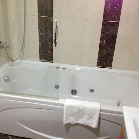 Grand Avcilar מלון 3*
