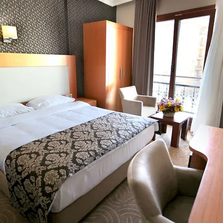 Hotel Grand Avcilar 3*