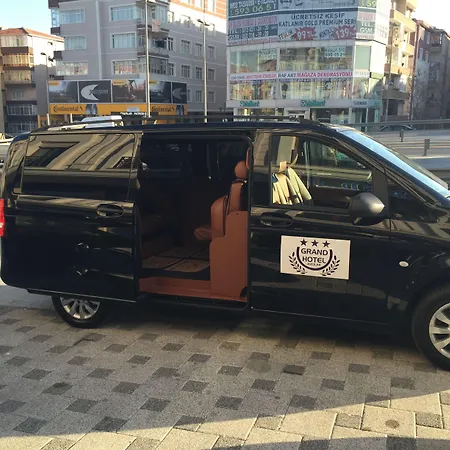 Grand Avcilar מלון 3*