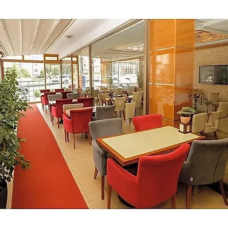 Grand Avcilar Hotel 3*
