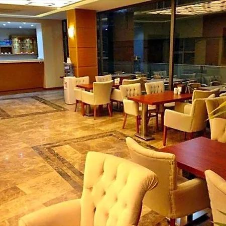 Grand Avcilar