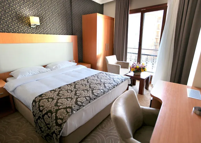 فندق Grand Avcilar 3*