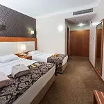 Grand Avcilar Hotel 3*