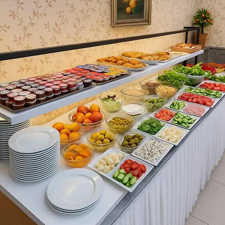 Grand Avcilar Hotell
