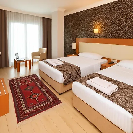 Grand Avcilar