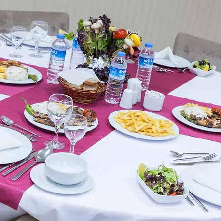 Grand Avcilar Hotell 3*