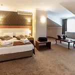 Grand Avcilar 호텔 3*